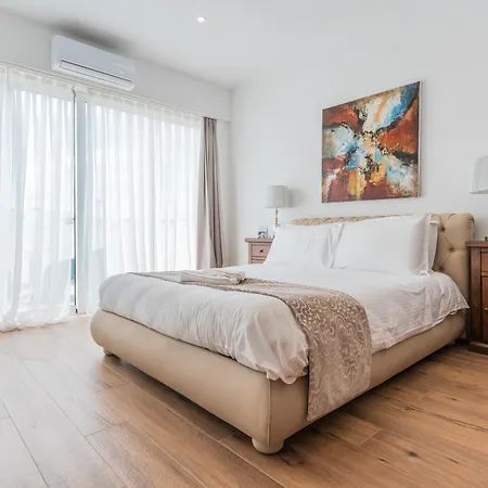 Palazzo Violetta Boutique Hotel
