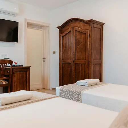 Palazzo Violetta 4*