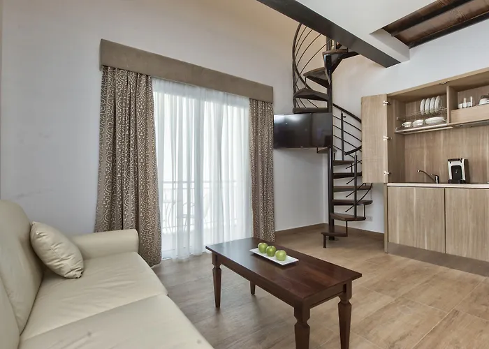 Palazzo Violetta Hotel 4*