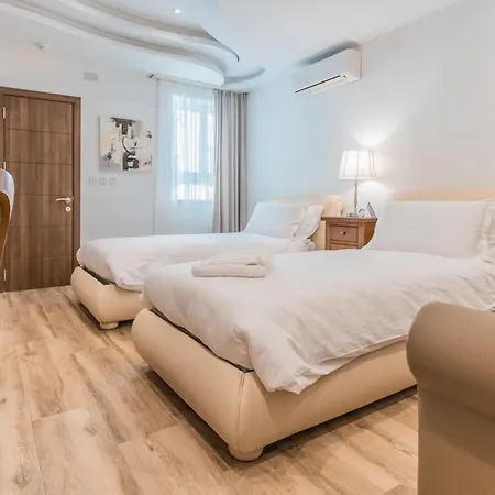 Palazzo Violetta 4*