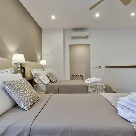 Palazzo Violetta 4*